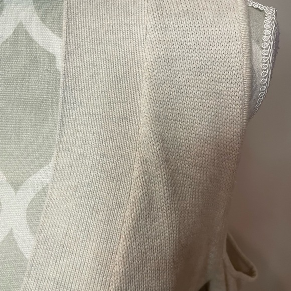 Halston Cardigan - Picture 4 of 5